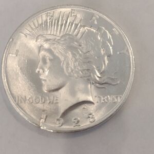 AU/BU 1928 PEACE SILVER DOLLAR